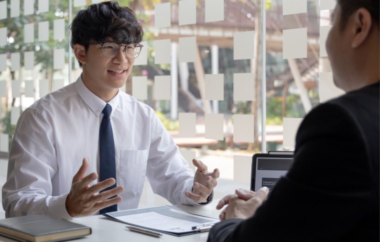 簡単に稼げる20の仕事の見つけ方を就活のプロから学びます